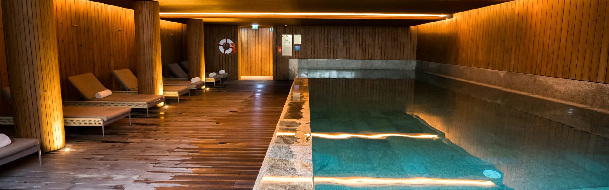 Piscina interior